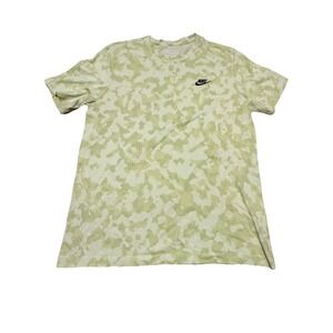 The Nike Tee T-Shirt Mens Medium Short‎ Sleeve Embroidered Swoosh Logo